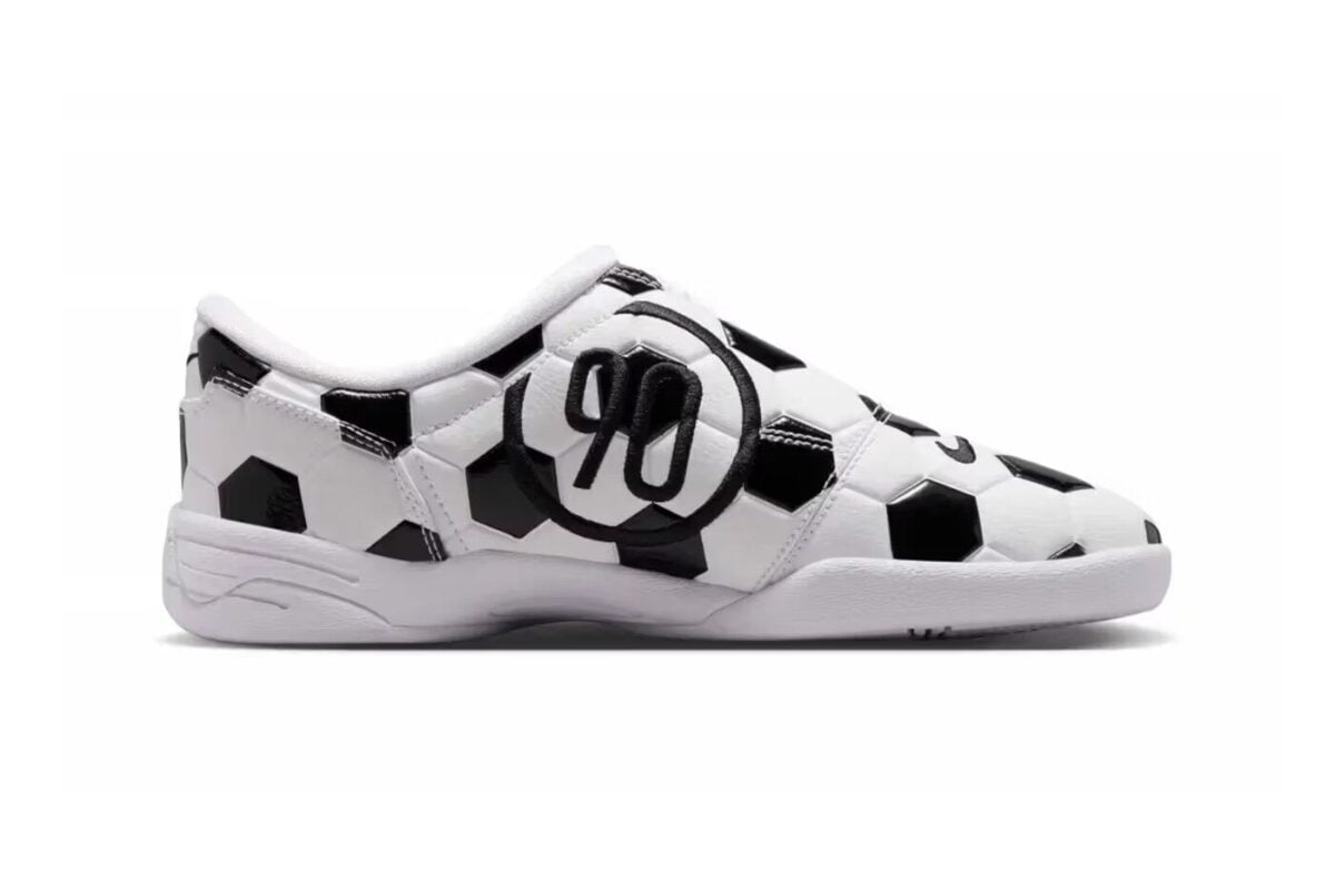 Nike Total 90