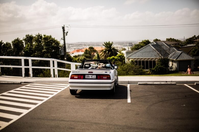 Parcheggio, Auto