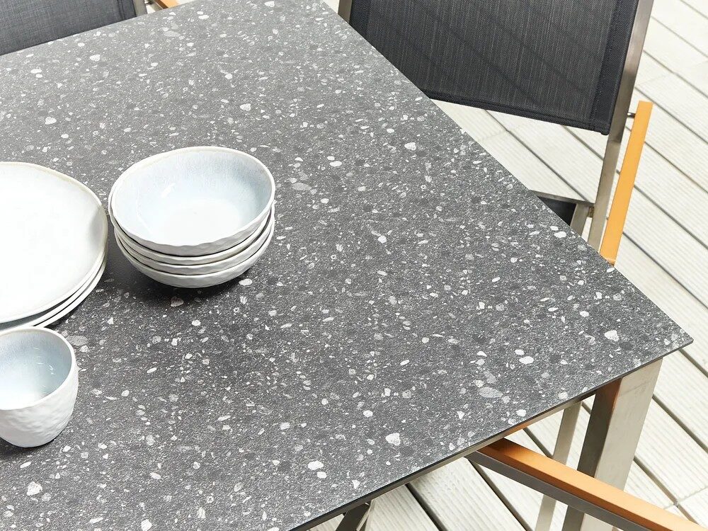 Offerte arredo giardino: i tavoli Beliani più belli sono in sconto, approfittane ora Offerte arredo giardino: i tavoli Beliani più belli sono in sconto, approfittane ora