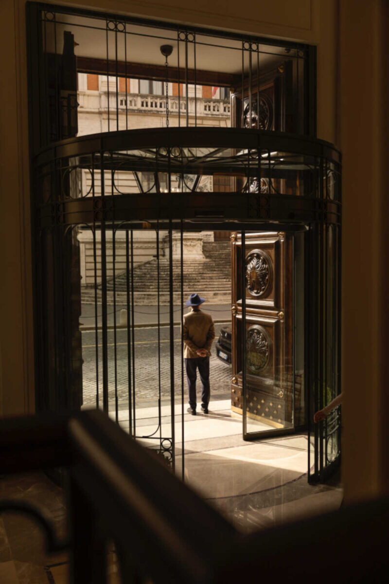 Da custode del denaro a custode dell’ospitalità: Corinthia Rome, un tempo Palazzo della Banca d’Italia, oggi accoglie e si prende cura dei suoi ospiti Da custode del denaro a custode dell’ospitalità: Corinthia Rome, un tempo Palazzo della Banca d’Italia, oggi accoglie e si prende cura dei suoi ospiti