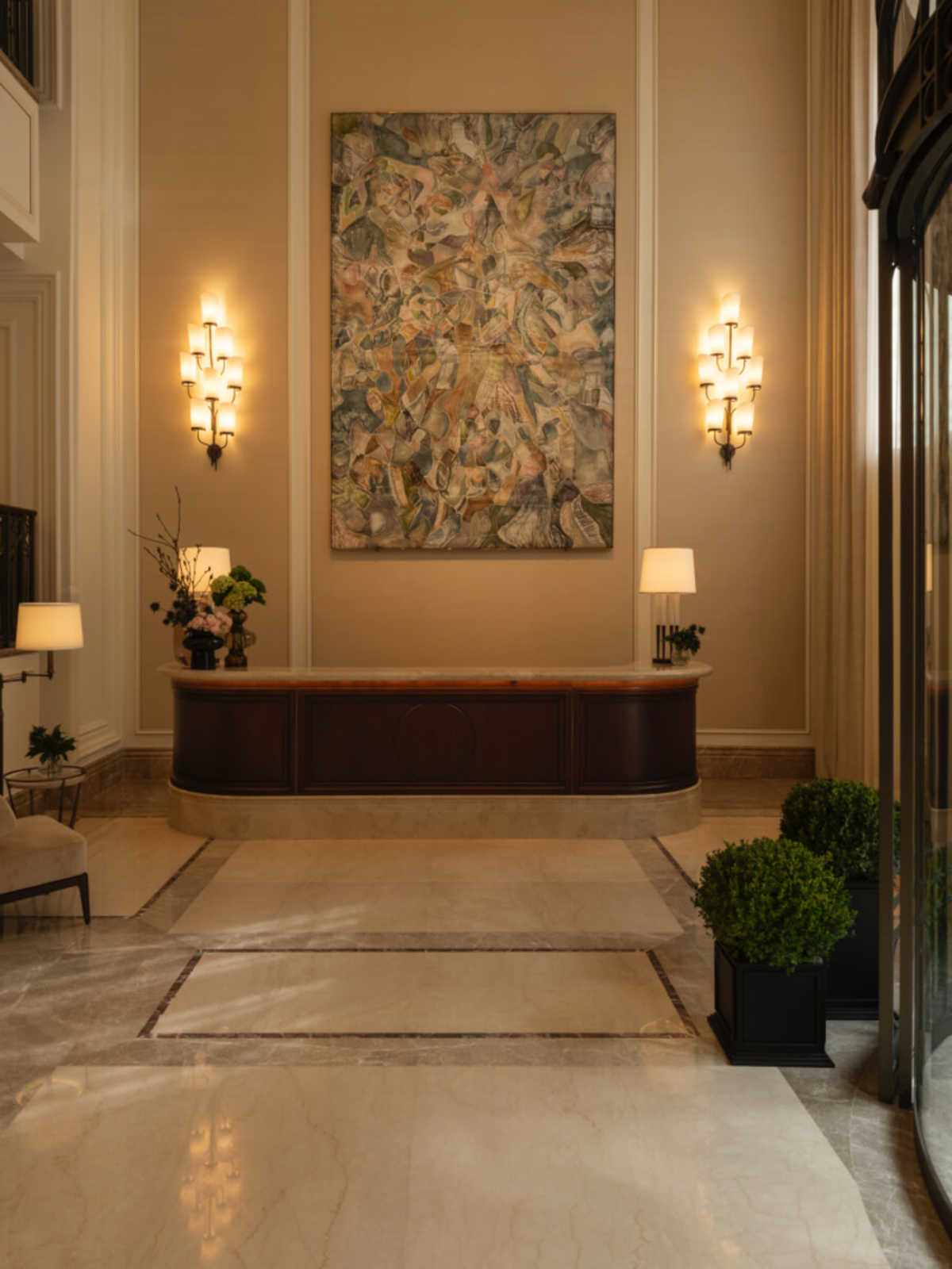 Da custode del denaro a custode dell’ospitalità: Corinthia Rome, un tempo Palazzo della Banca d’Italia, oggi accoglie e si prende cura dei suoi ospiti Da custode del denaro a custode dell’ospitalità: Corinthia Rome, un tempo Palazzo della Banca d’Italia, oggi accoglie e si prende cura dei suoi ospiti