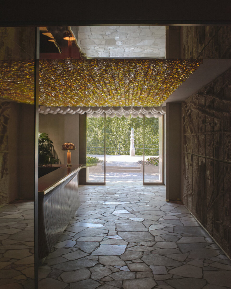 A Merano, l’hotel Aurora cambia pelle ma non missione. Cultura e modernismo come cuore di un restyling alpino d’autore A Merano, l’hotel Aurora cambia pelle ma non missione. Cultura e modernismo come cuore di un restyling alpino d’autore
