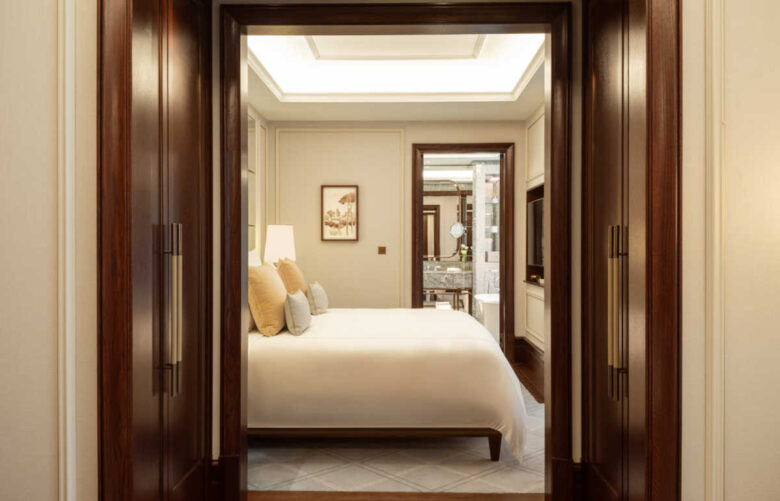 corinthia-rome-superior-suite