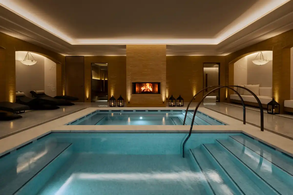 Da custode del denaro a custode dell’ospitalità: Corinthia Rome, un tempo Palazzo della Banca d’Italia, oggi accoglie e si prende cura dei suoi ospiti Da custode del denaro a custode dell’ospitalità: Corinthia Rome, un tempo Palazzo della Banca d’Italia, oggi accoglie e si prende cura dei suoi ospiti