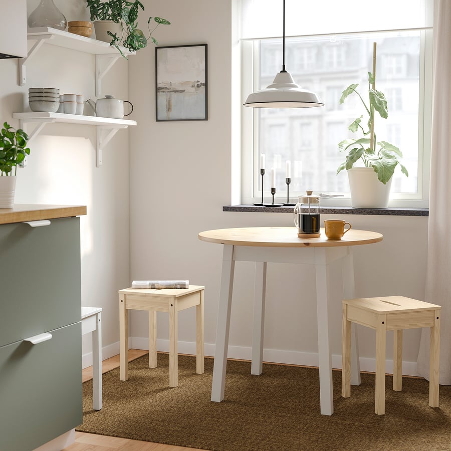 HÄGERNÄS set tavolo e due sgabelli HÄGERNÄS set tavolo e due sgabelli