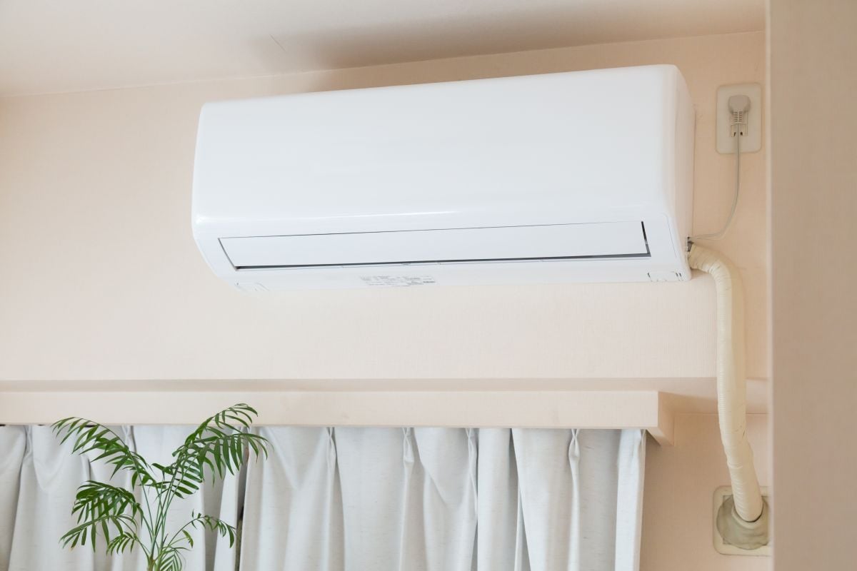 Temperatura ideale in casa in vacanza: l’errore che in molti fanno prima di partire