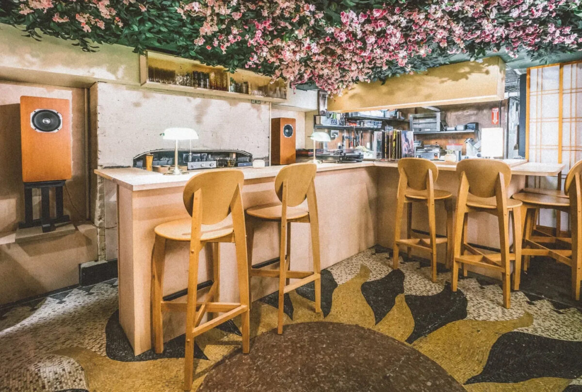 Listening bar, trend emergente. Ecco gli indirizzi internazionali da non lasciarsi sfuggire Listening bar, trend emergente. Ecco gli indirizzi internazionali da non lasciarsi sfuggire