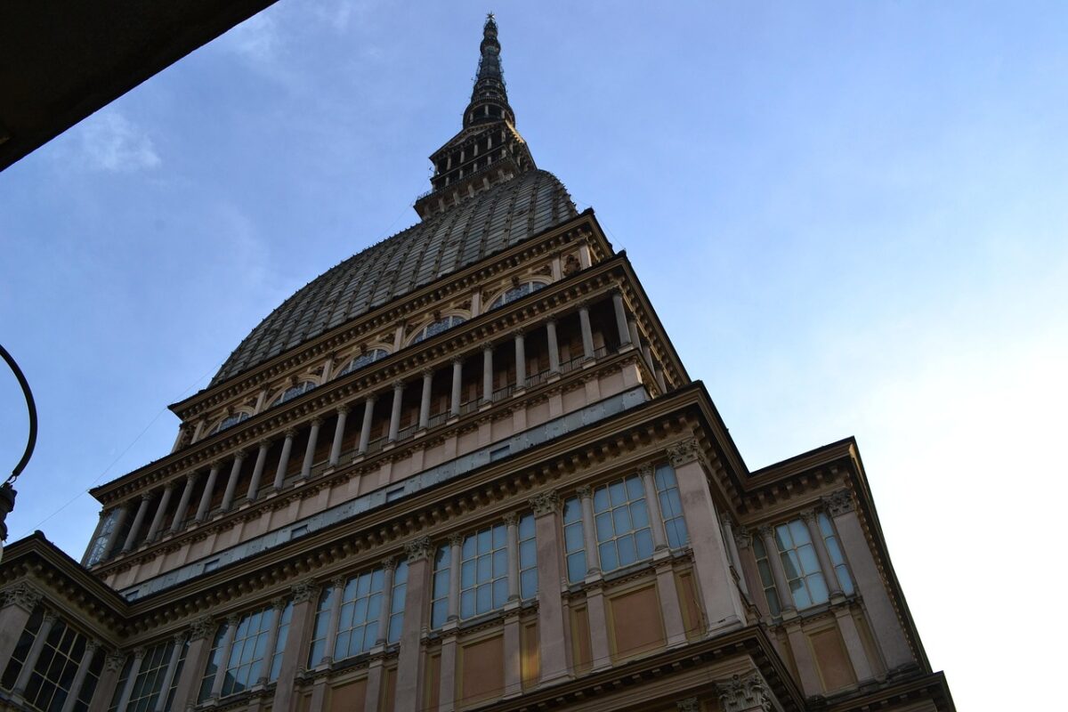 Quartieri top in Italia: tutti li vogliono, ma nessuno li compra Quartieri top in Italia: tutti li vogliono, ma nessuno li compra