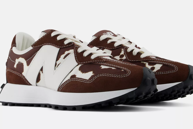 New Balance lancia le 327 tra moda, stampe irriverenti e un nuovo design