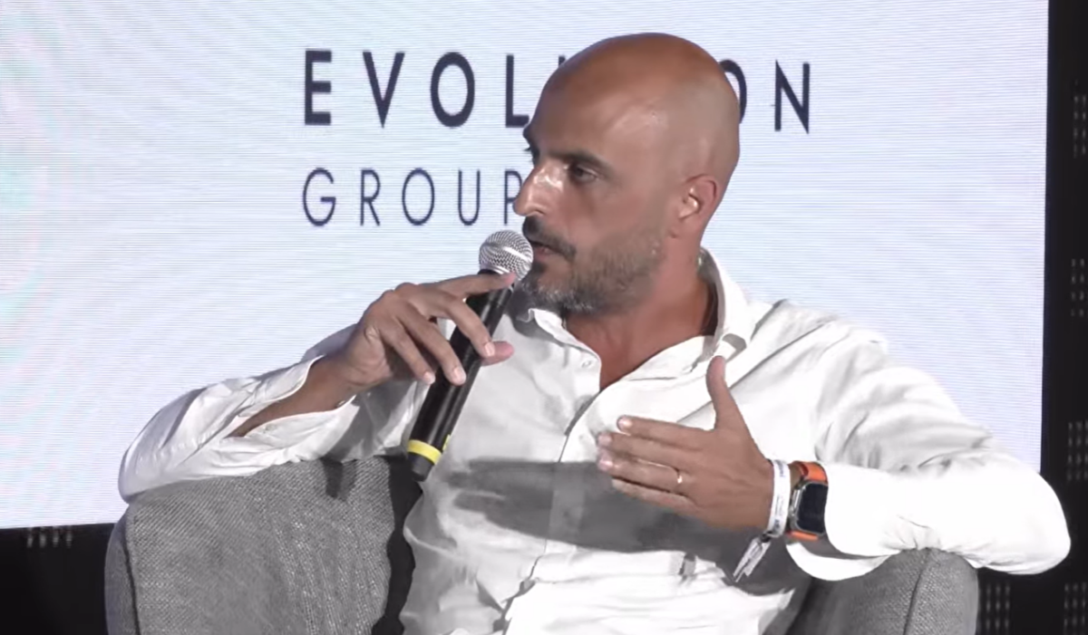 Intelligenza artificiale, la sfida parte dall’Europa: Evolution Group protagonista a La Piazza 2026 Intelligenza artificiale, la sfida parte dall’Europa: Evolution Group protagonista a La Piazza 2026