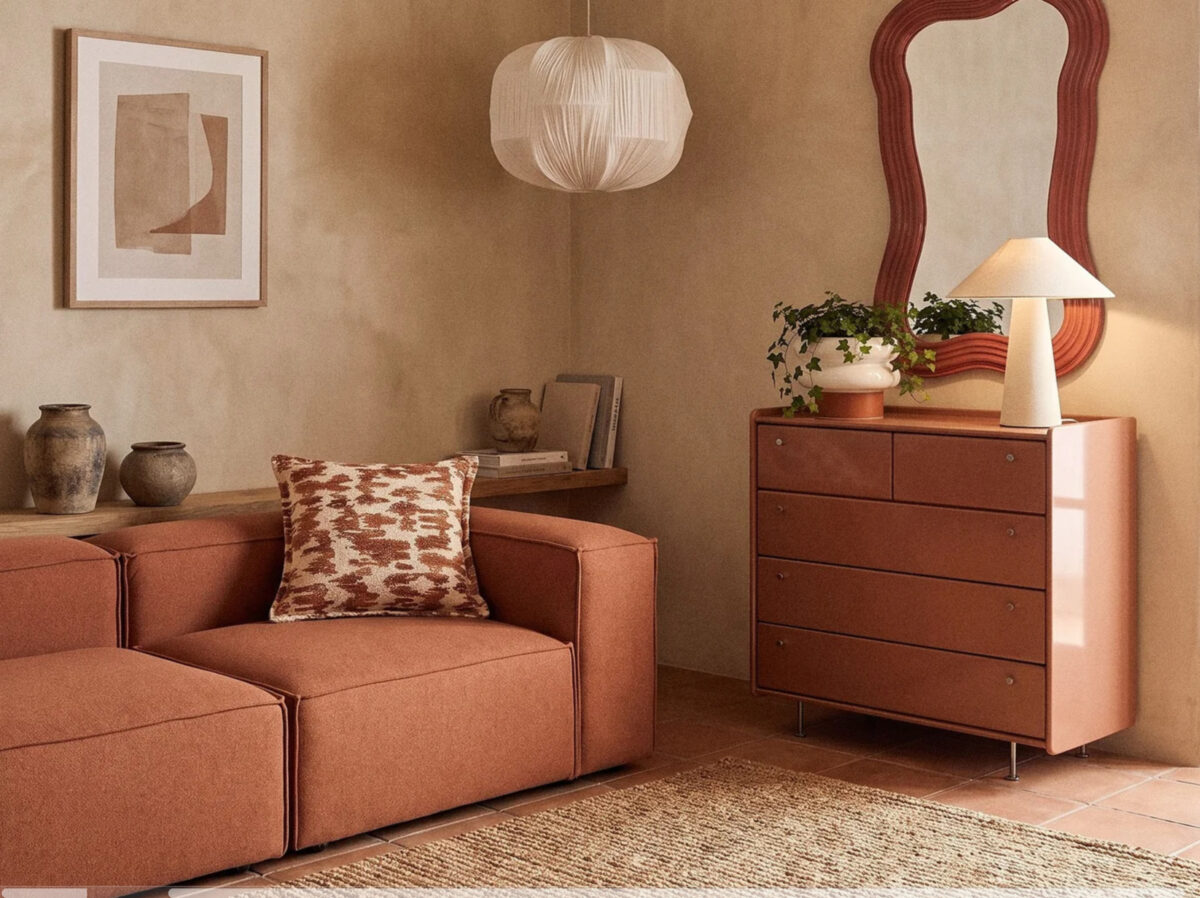 Living color terracotta: i migliori arredi Westwing per un soggiorno caldo, elegante e naturale Living color terracotta: i migliori arredi Westwing per un soggiorno caldo, elegante e naturale