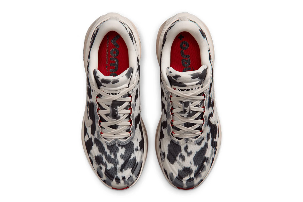 Nike Vomero Plus cambia pelle: arriva la versione cow print che conquista subito Nike Vomero Plus cambia pelle: arriva la versione cow print che conquista subito