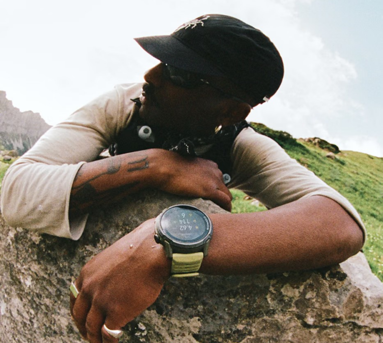 satisfy-coros-apex-4-mountain-sports-watch-2
