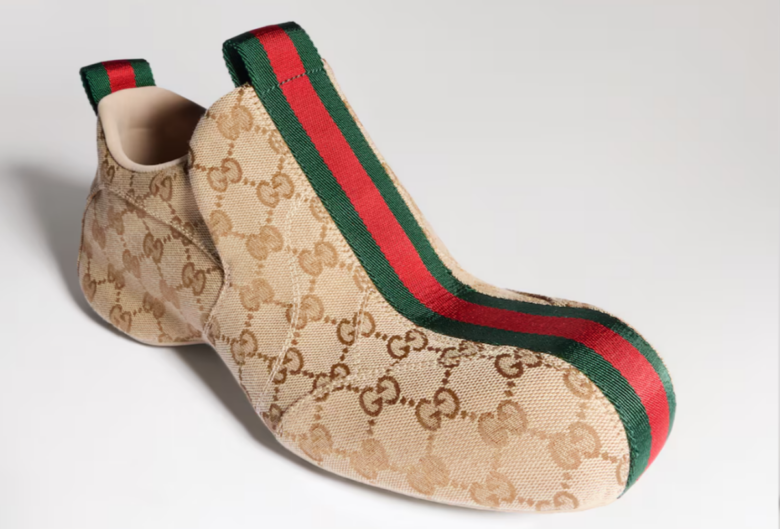Le nuove sneakers Gucci ridefiniscono i trend del 2026 e sono imperdibili Le nuove sneakers Gucci ridefiniscono i trend del 2026 e sono imperdibili