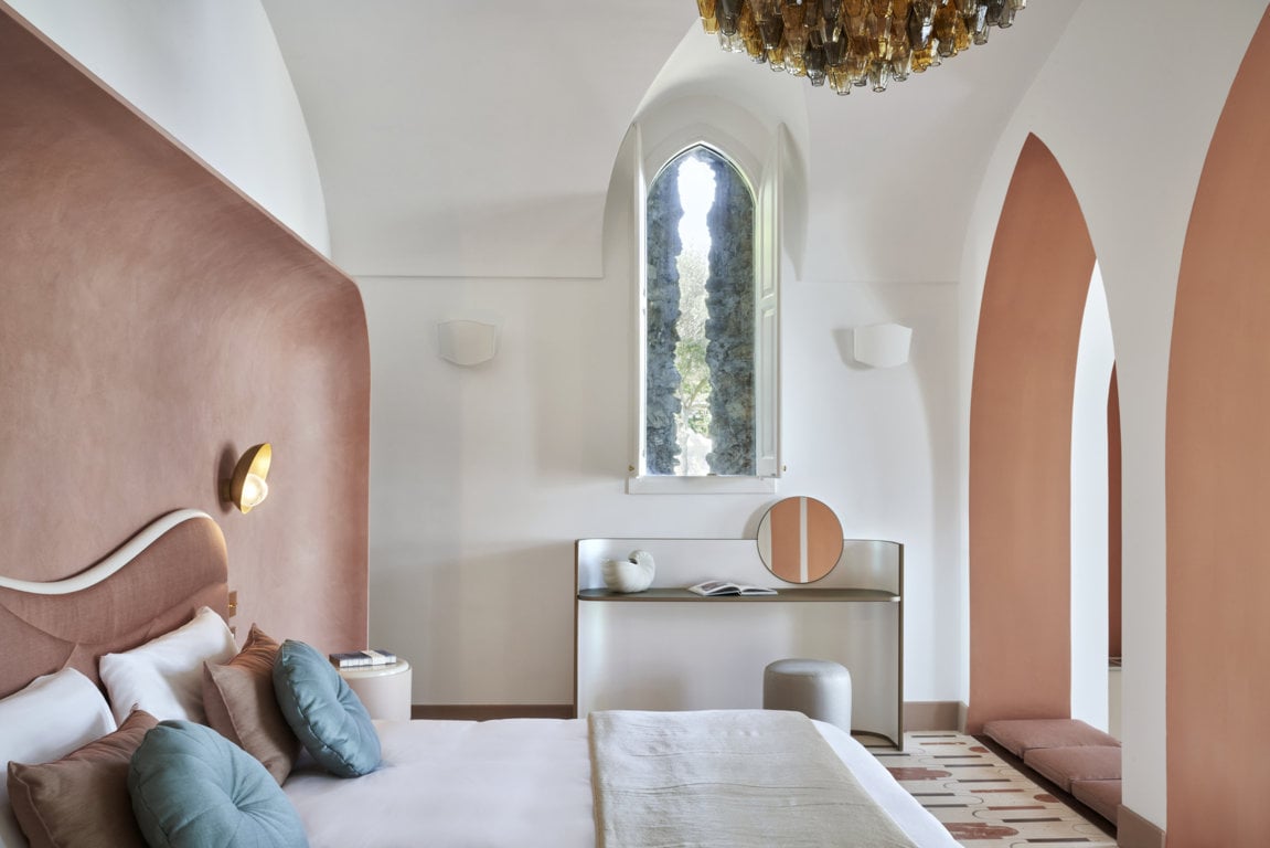 In Costiera Amalfitana, Palazzo Avino regala un&rsquo;esperienza immersiva nel blu e nei colori del Mediterraneo davvero indimenticabile