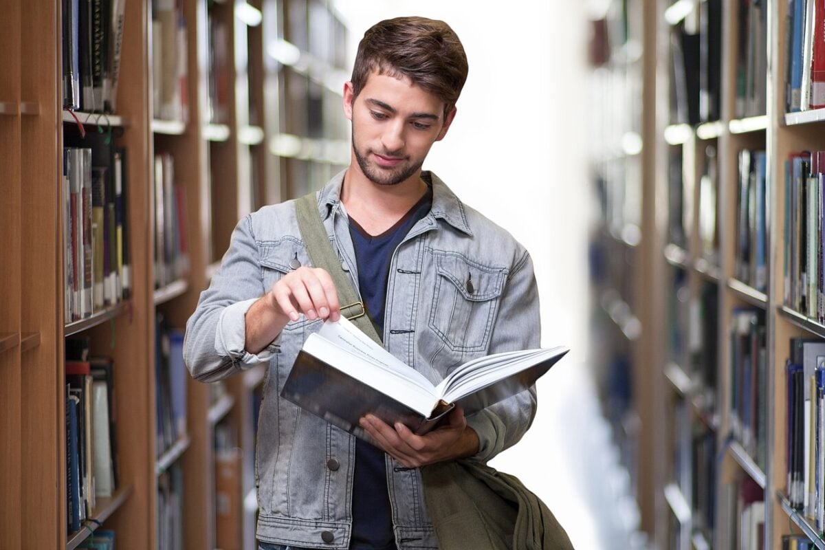 Studenti fuori sede Studenti fuori sede
