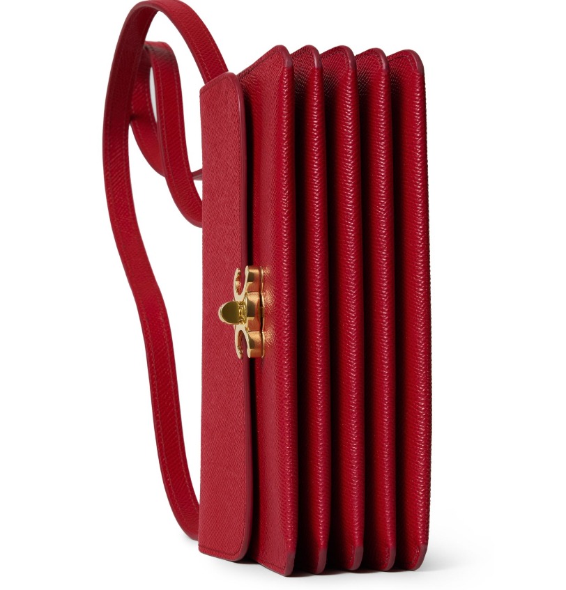l fascino segreto della borsa rossa l fascino segreto della borsa rossa