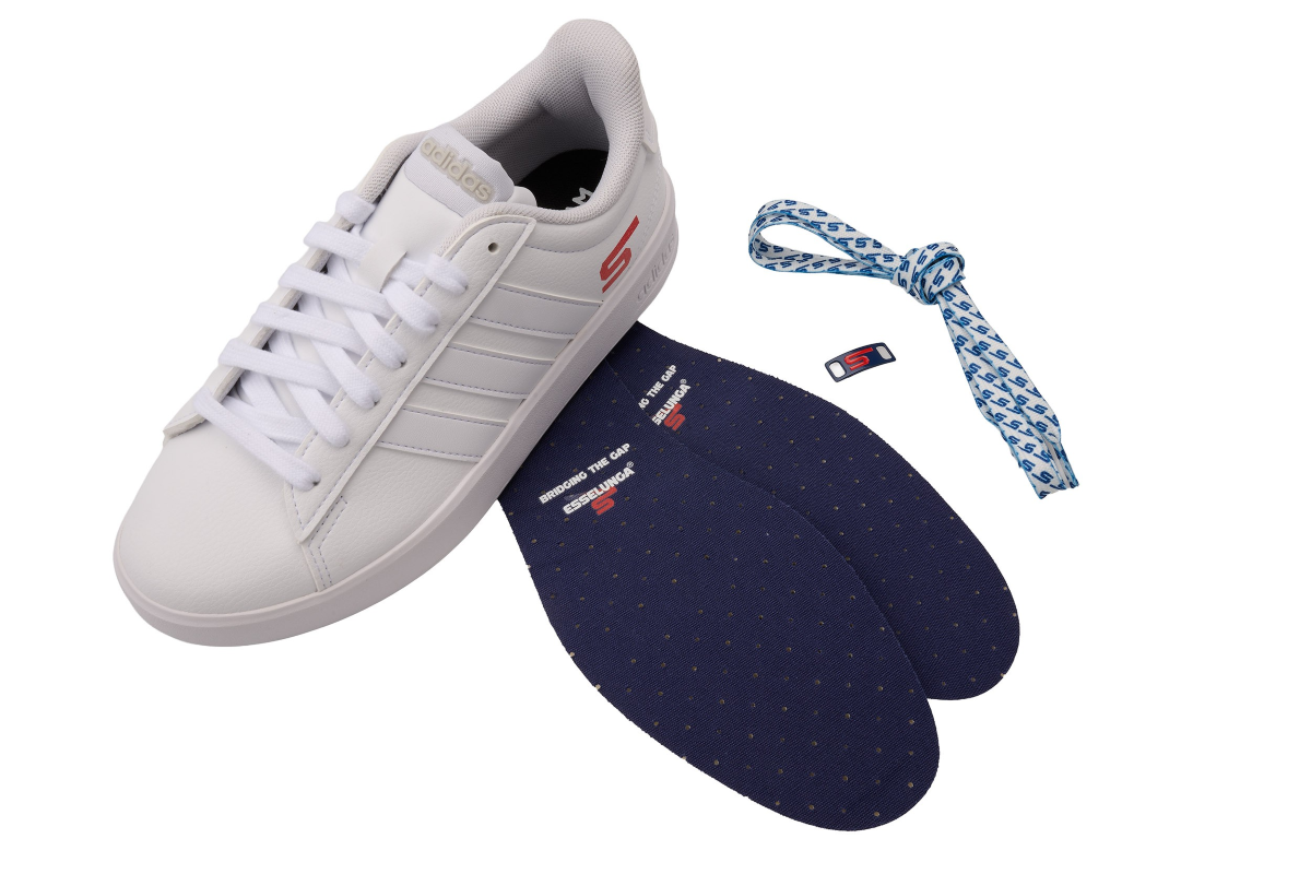 Sneakers adidas x Esselunga, il modello in edizione limitata che nessuno si aspettava Sneakers adidas x Esselunga, il modello in edizione limitata che nessuno si aspettava