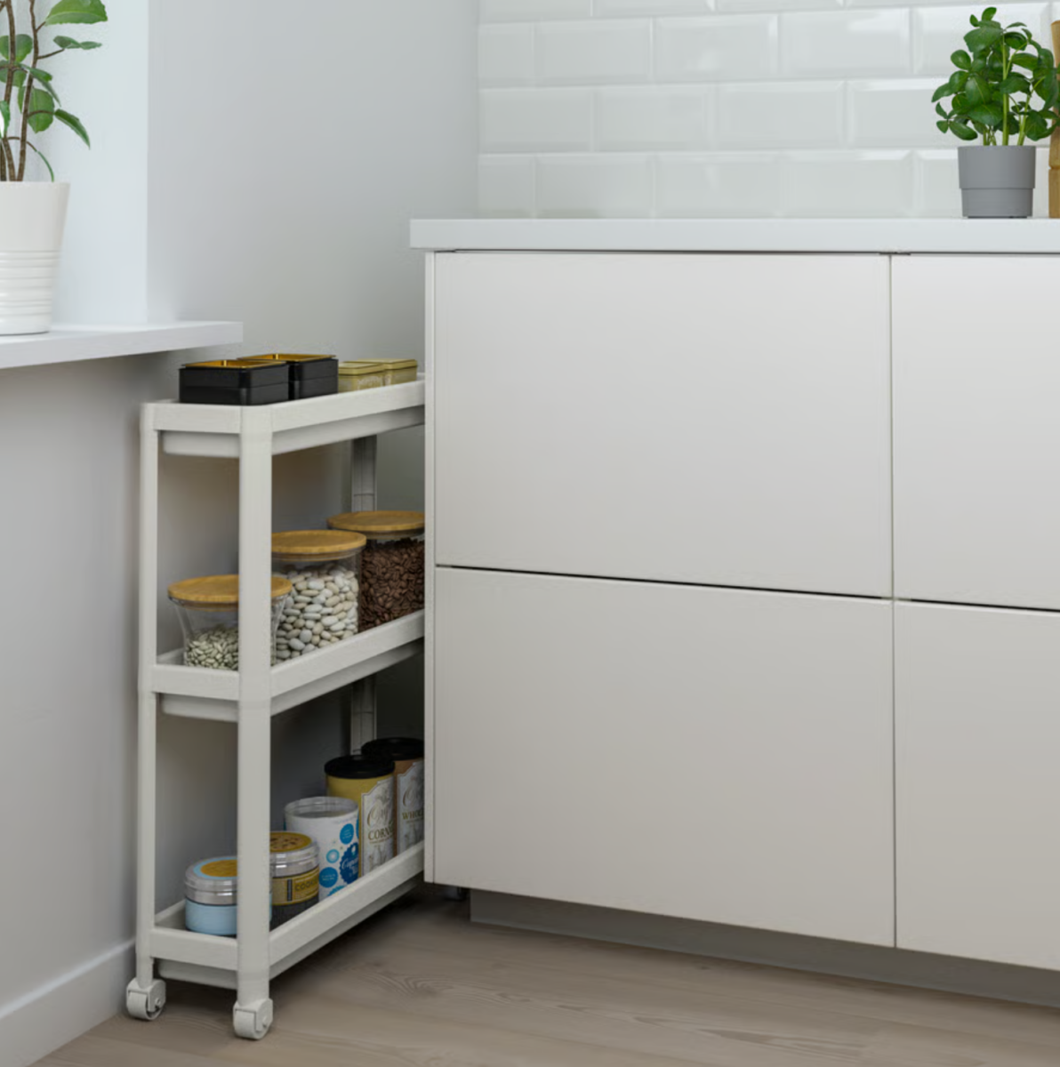 Ikea catalogo arredo salvaspazio 2027: non servono pi&ugrave; metri quadrati, bast