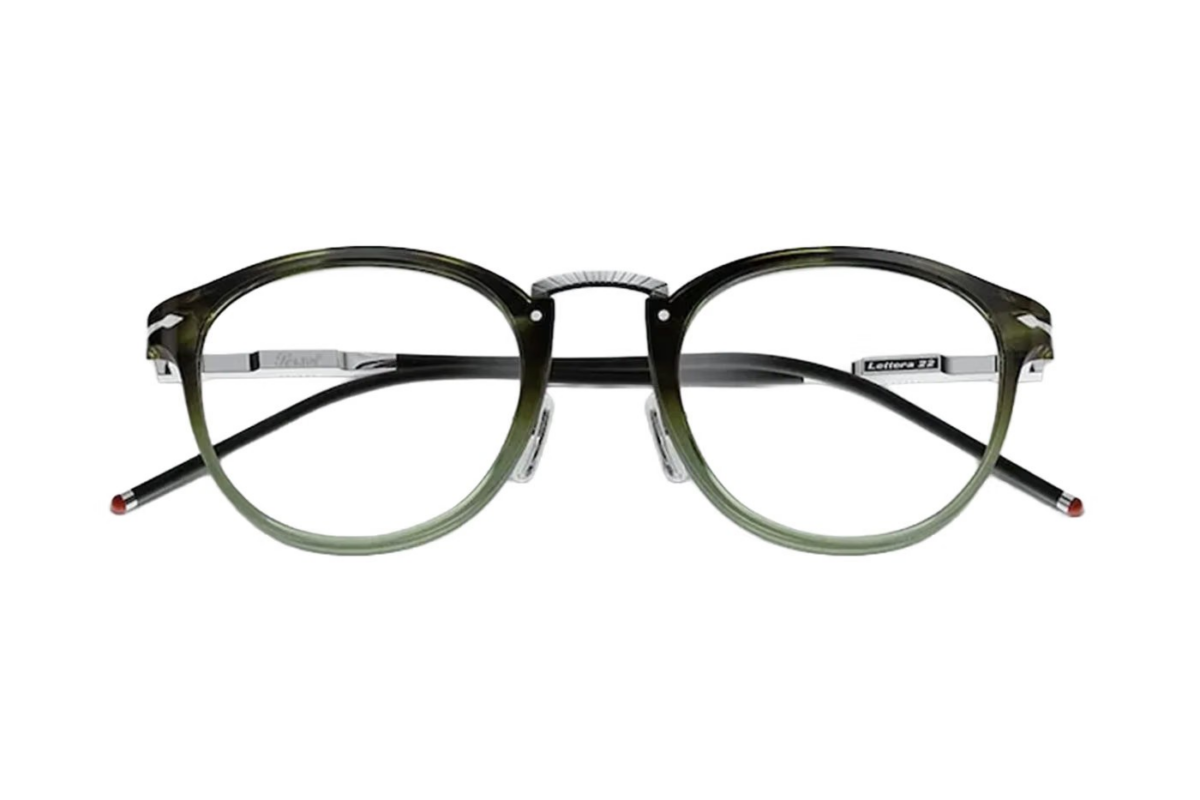 La Lettera 22 diventa fashion: ecco gli occhiali Persol in edizione limitata ispirati a Olivetti La Lettera 22 diventa fashion: ecco gli occhiali Persol in edizione limitata ispirati a Olivetti