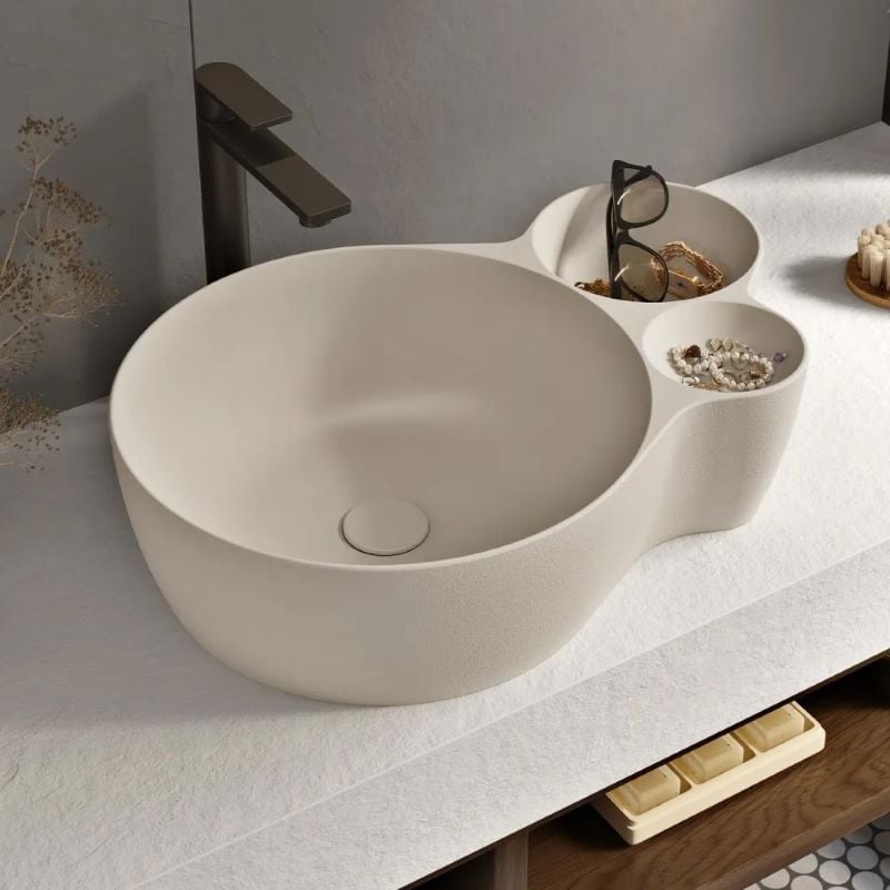 Il lavabo sperimenta nuove forme e diventa il protagonista indiscusso del bagno Il lavabo sperimenta nuove forme e diventa il protagonista indiscusso del bagno