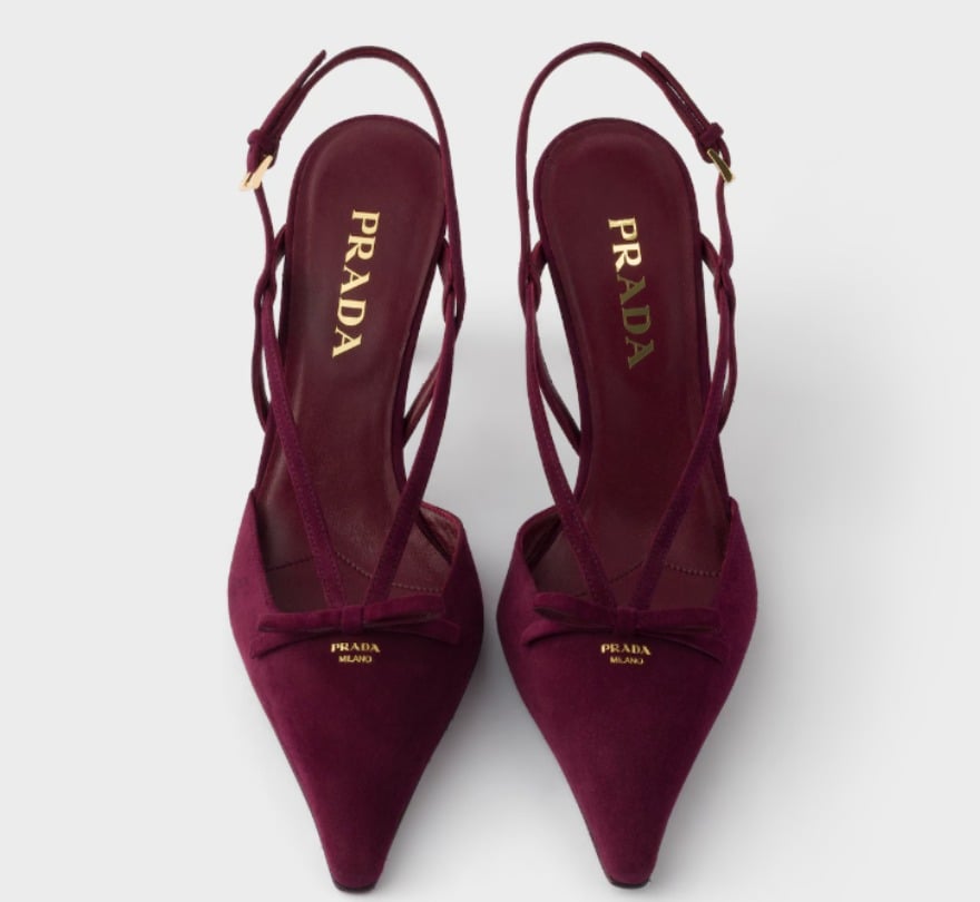 Kitten heels di lusso: la tendenza Prada e i prezzi 2026 Kitten heels di lusso: la tendenza Prada e i prezzi 2026